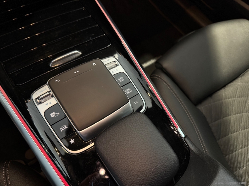 MERCEDES-BENZ Classe GLB