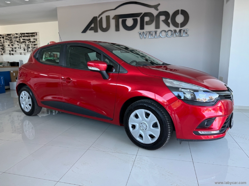 RENAULT Clio