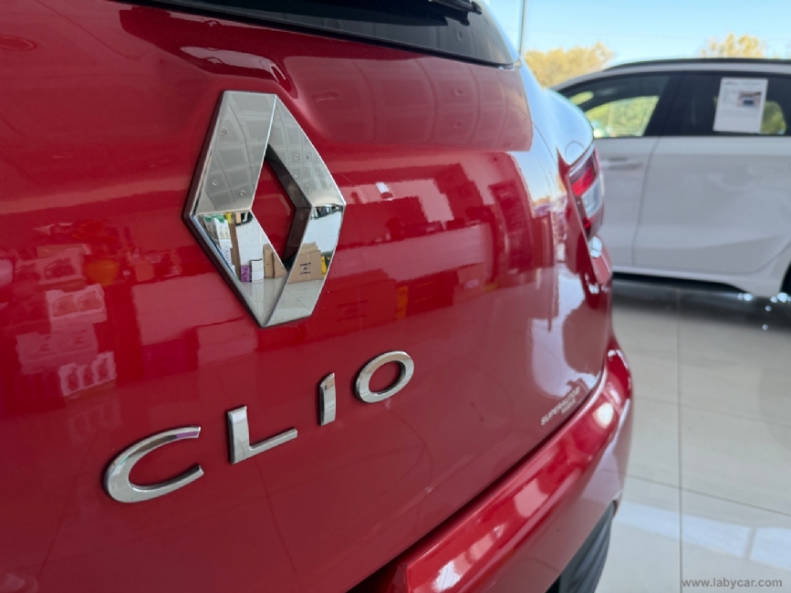 RENAULT Clio