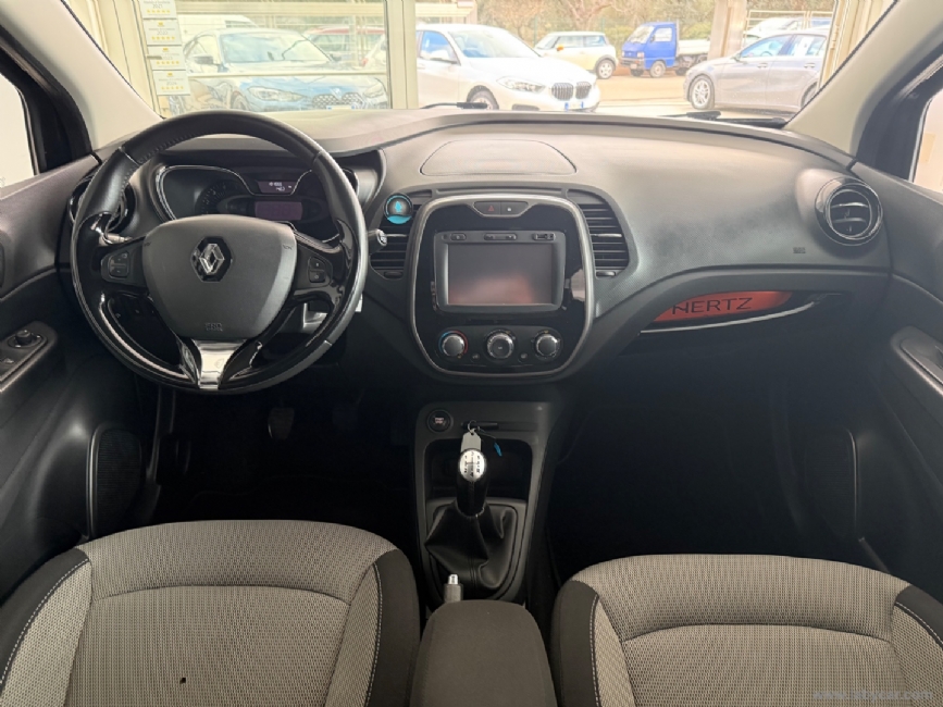 RENAULT Captur