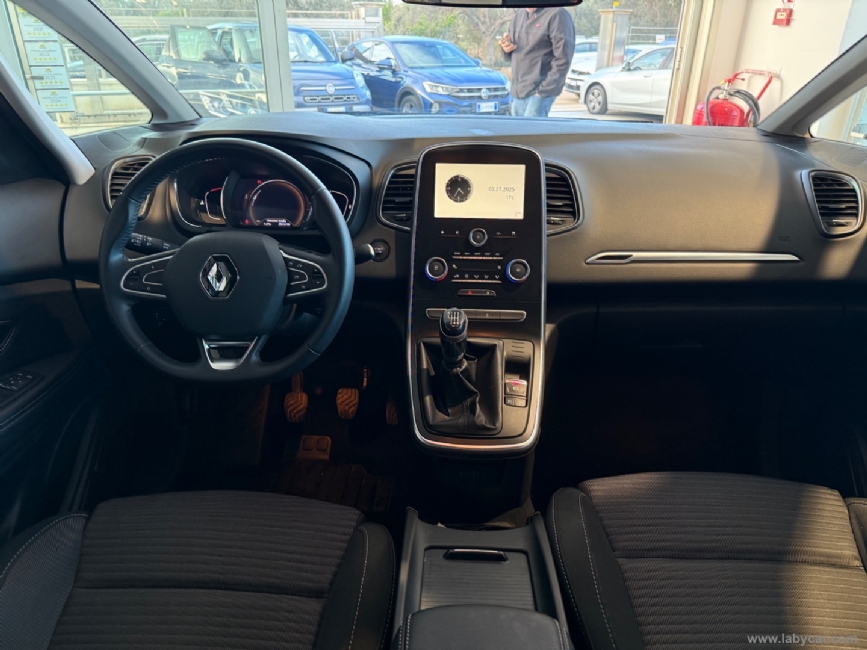 RENAULT Grand Scnic