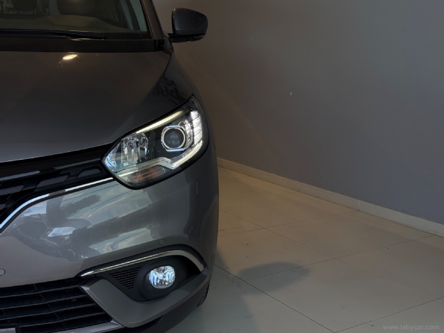 RENAULT Grand Scnic