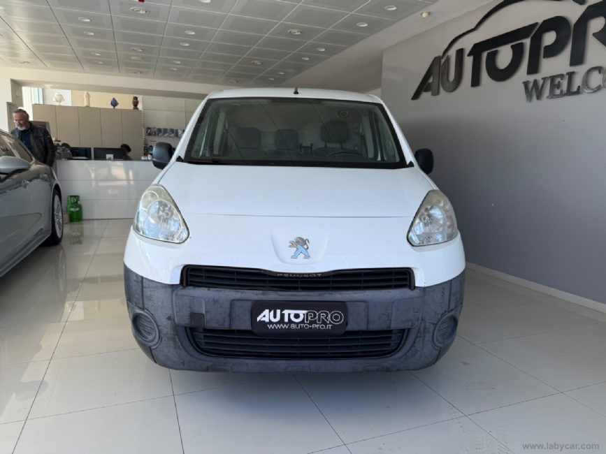 PEUGEOT Partner