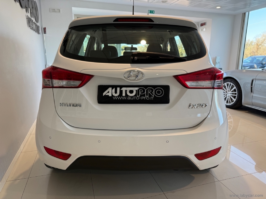 HYUNDAI ix20