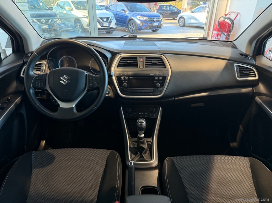 SUZUKI S-Cross