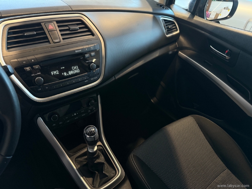 SUZUKI S-Cross