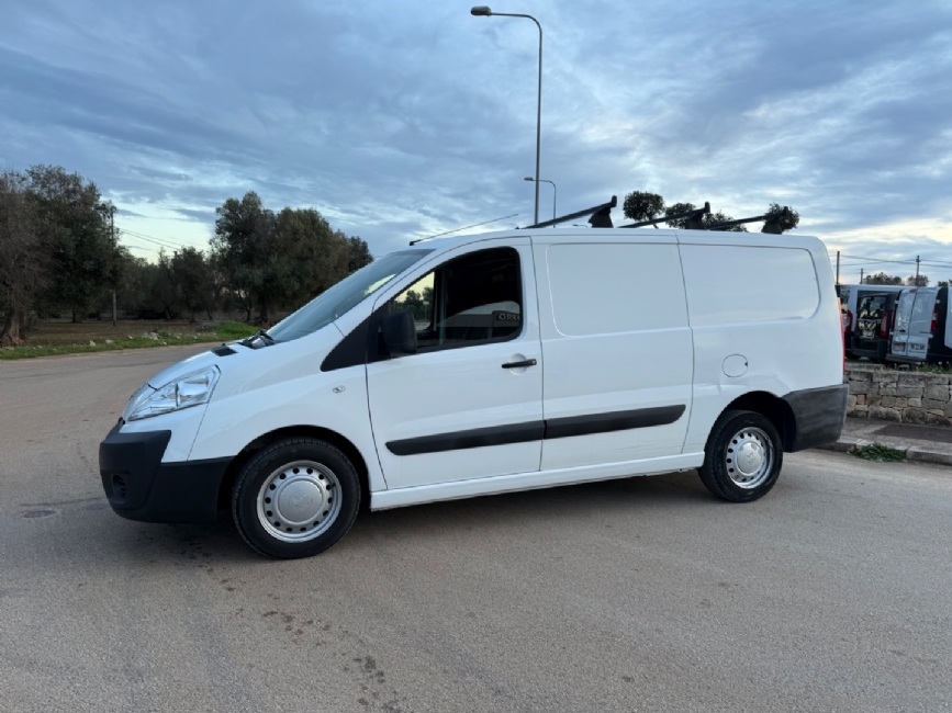 PEUGEOT Expert