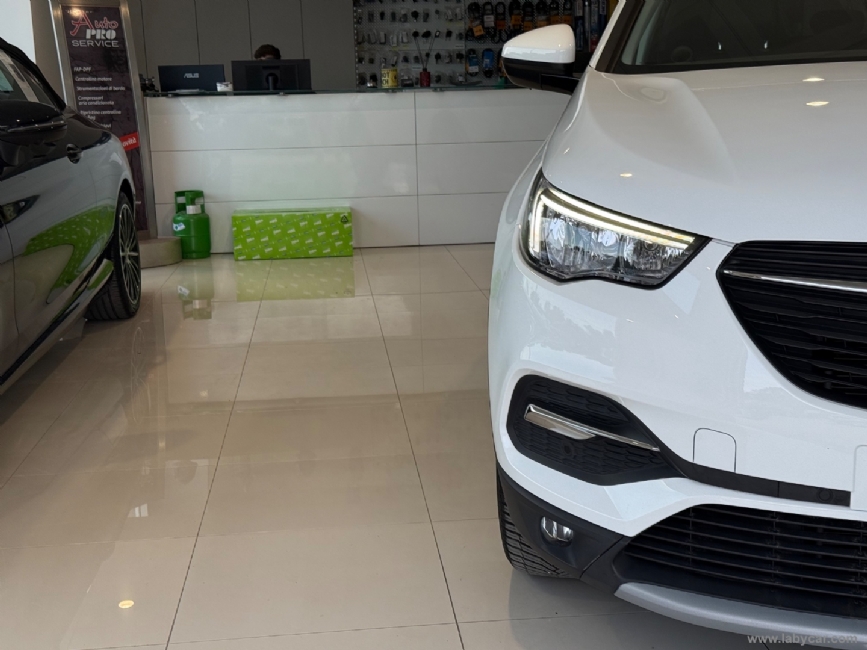 OPEL Grandland