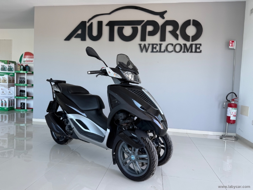 PIAGGIO MP3 - 300CC