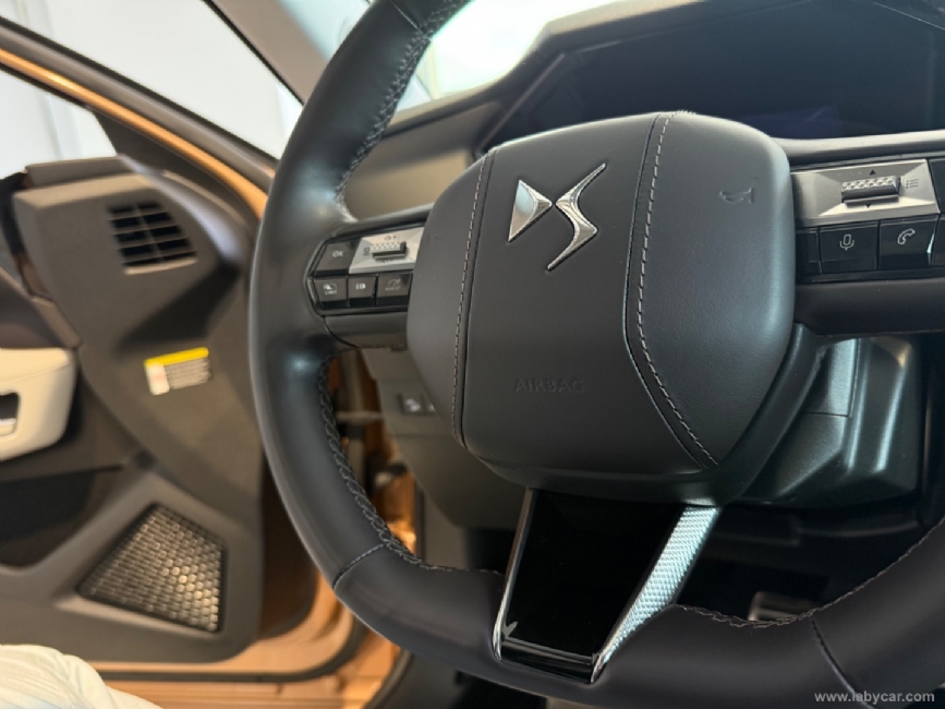 DS AUTOMOBILES DS4