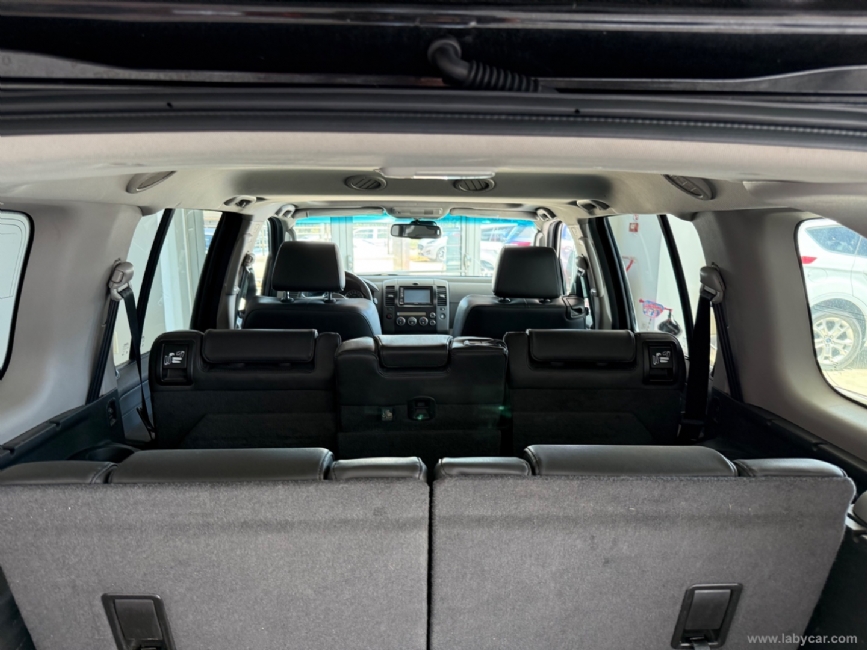 NISSAN Pathfinder