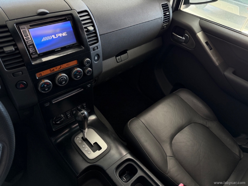 NISSAN Pathfinder