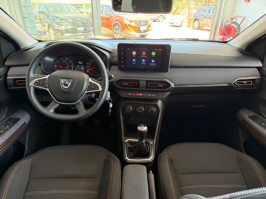 DACIA Sandero