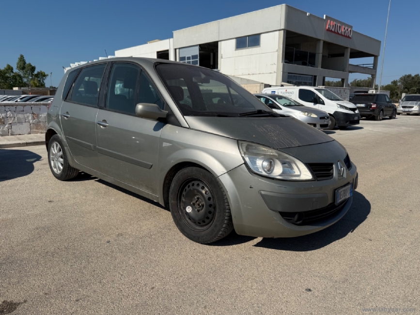 RENAULT Scnic