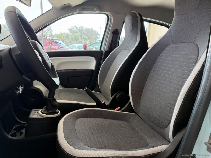 RENAULT Twingo