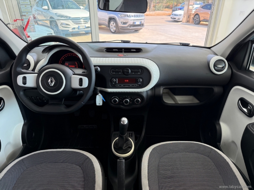RENAULT Twingo