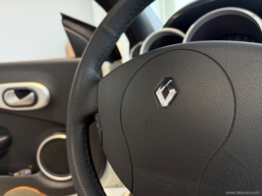 RENAULT Wind