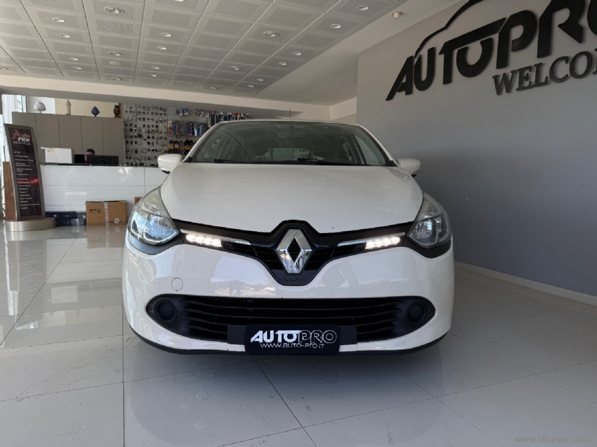 RENAULT Clio