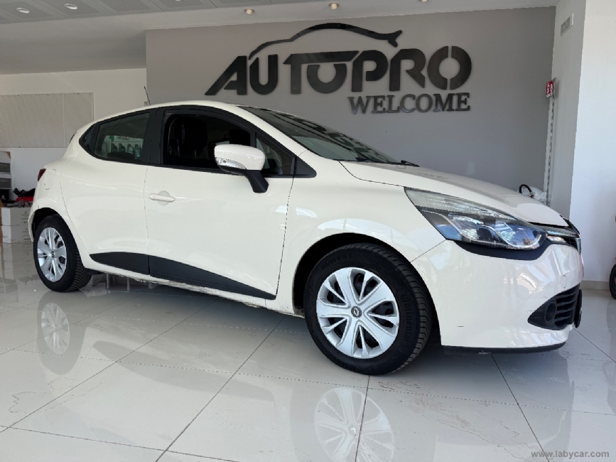 RENAULT Clio