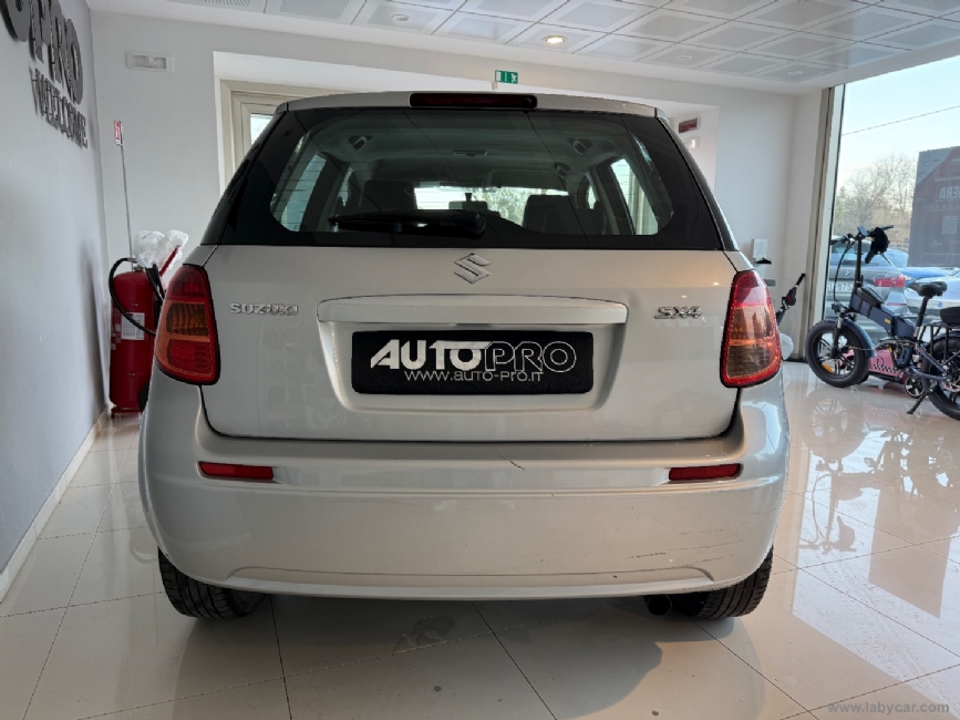 SUZUKI SX4