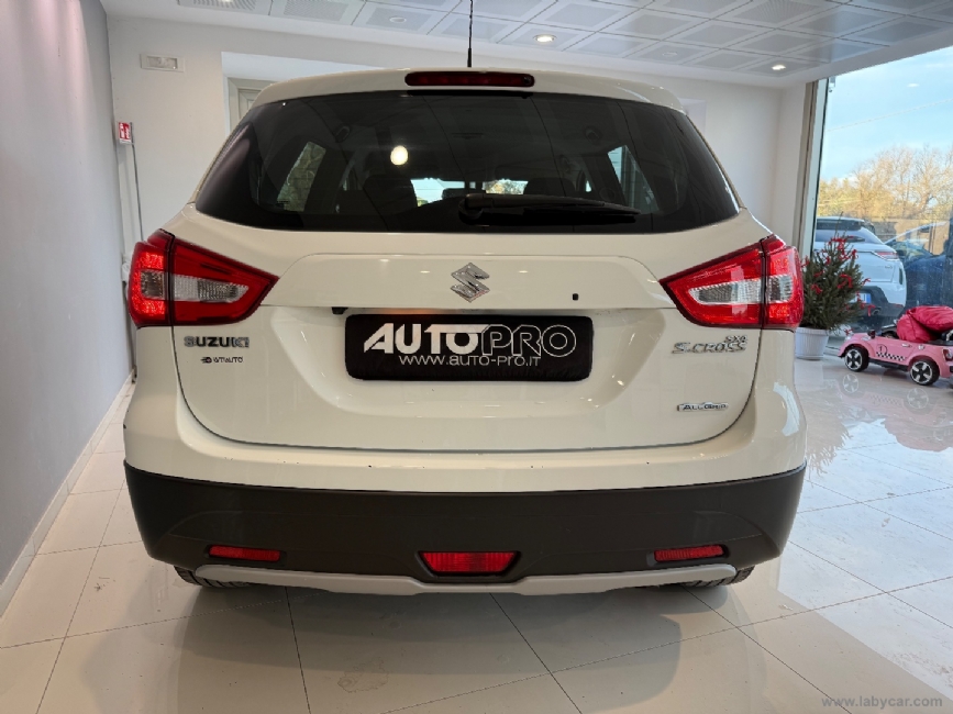 SUZUKI S-Cross