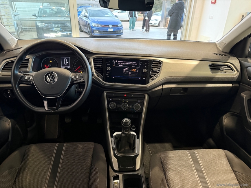 VOLKSWAGEN T-Roc