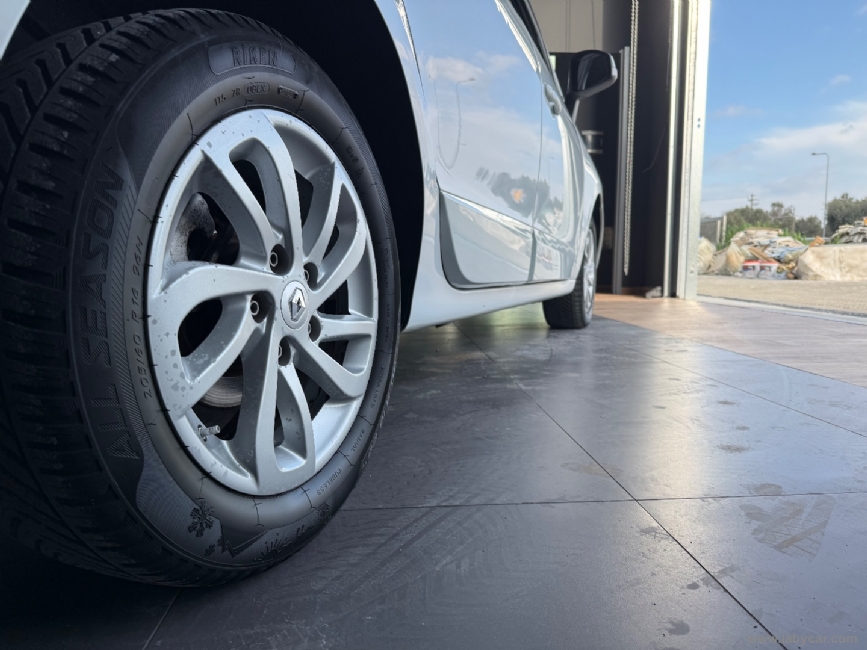 RENAULT Sc�nic