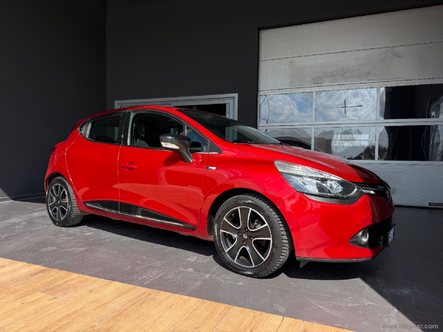 RENAULT Clio