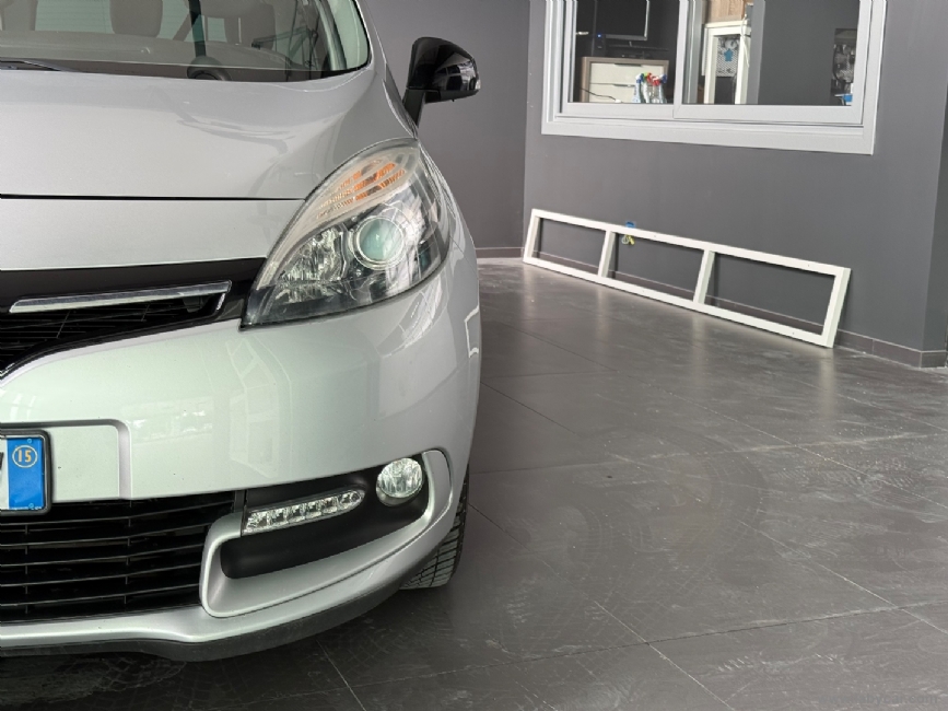 RENAULT Sc�nic