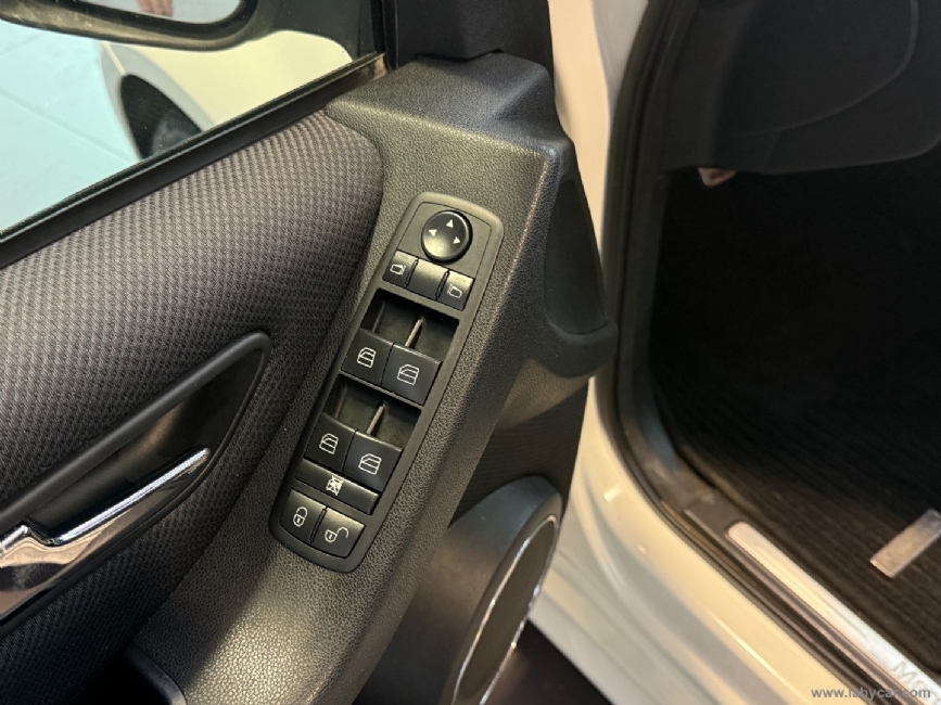 MERCEDES-BENZ Classe B