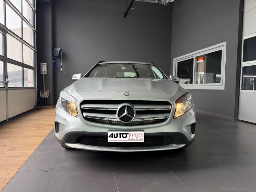 MERCEDES-BENZ Classe GLA