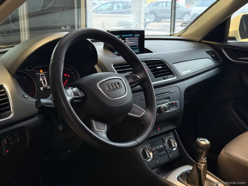 AUDI Q3