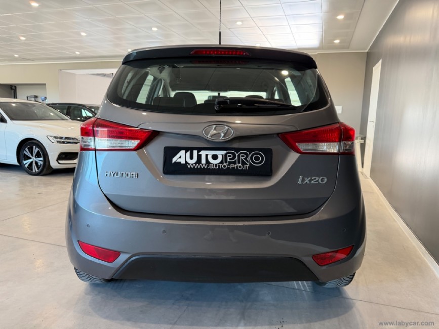 HYUNDAI ix20