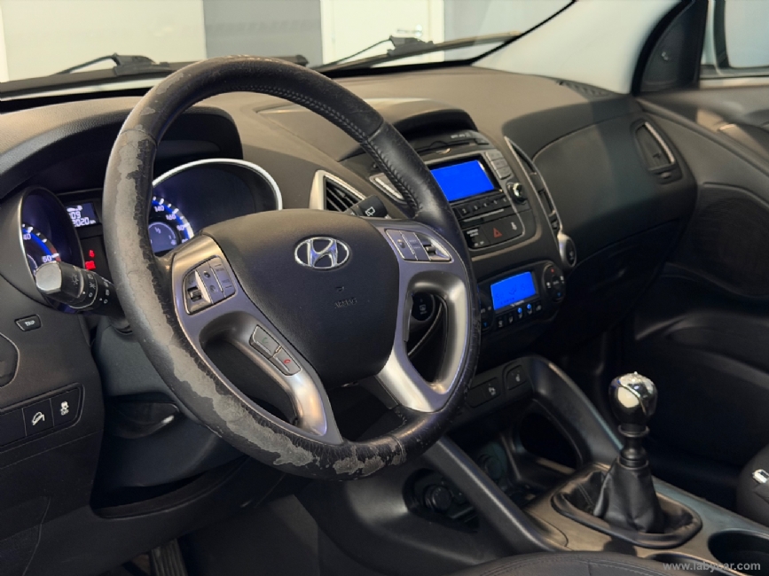 HYUNDAI ix35