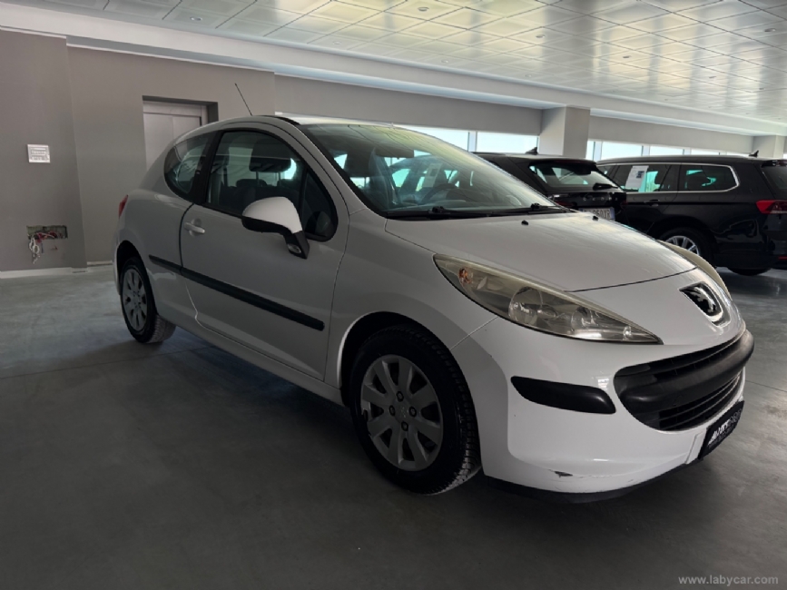PEUGEOT 207