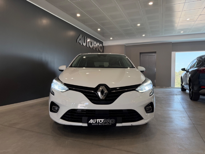 RENAULT Clio