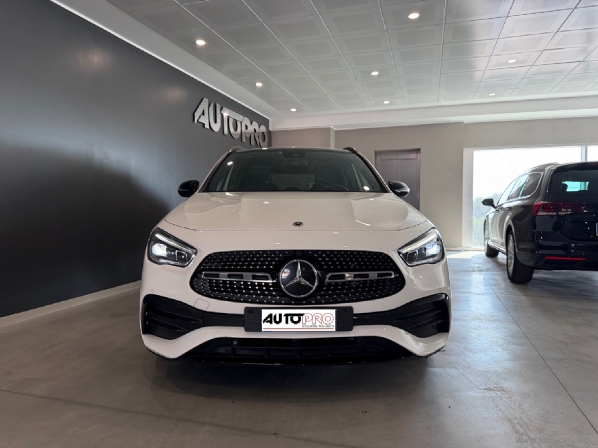 MERCEDES-BENZ Classe GLA