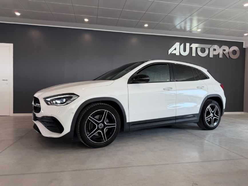 MERCEDES-BENZ Classe GLA