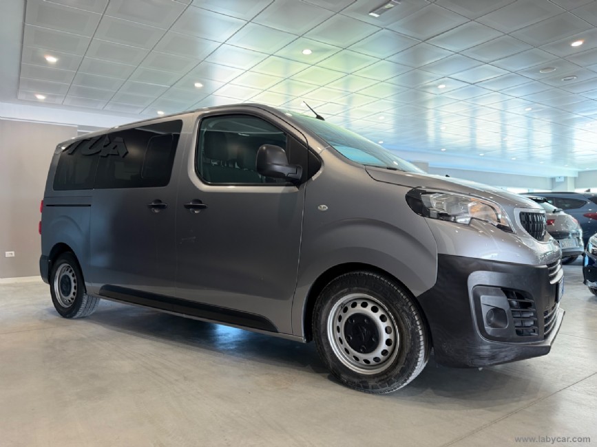 PEUGEOT Traveller