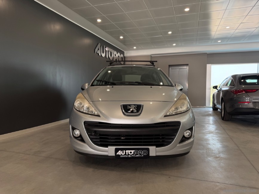 PEUGEOT 207