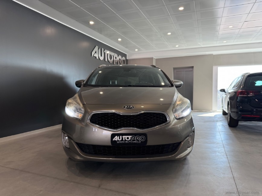 KIA Carens