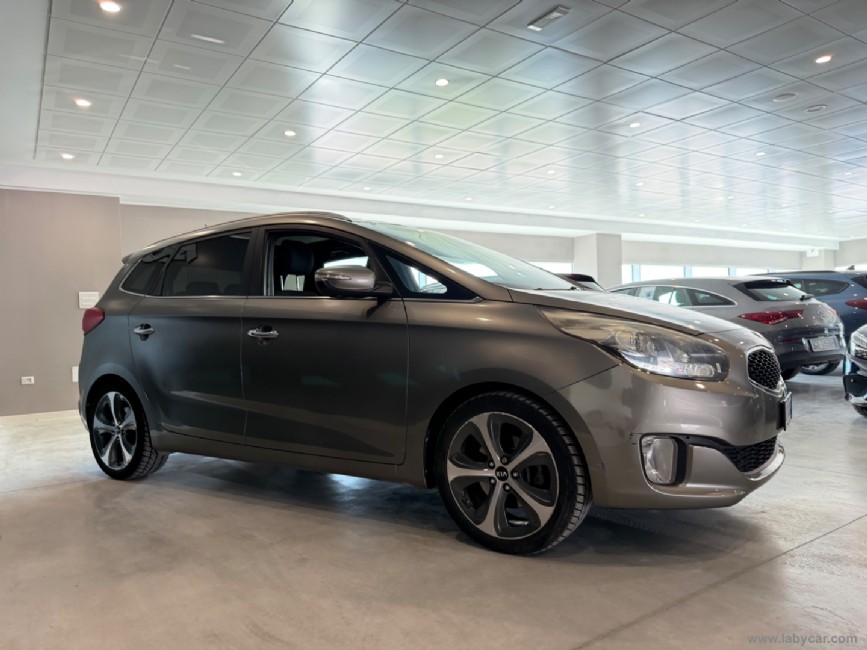 KIA Carens