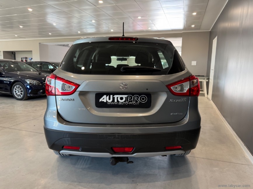 SUZUKI S-Cross