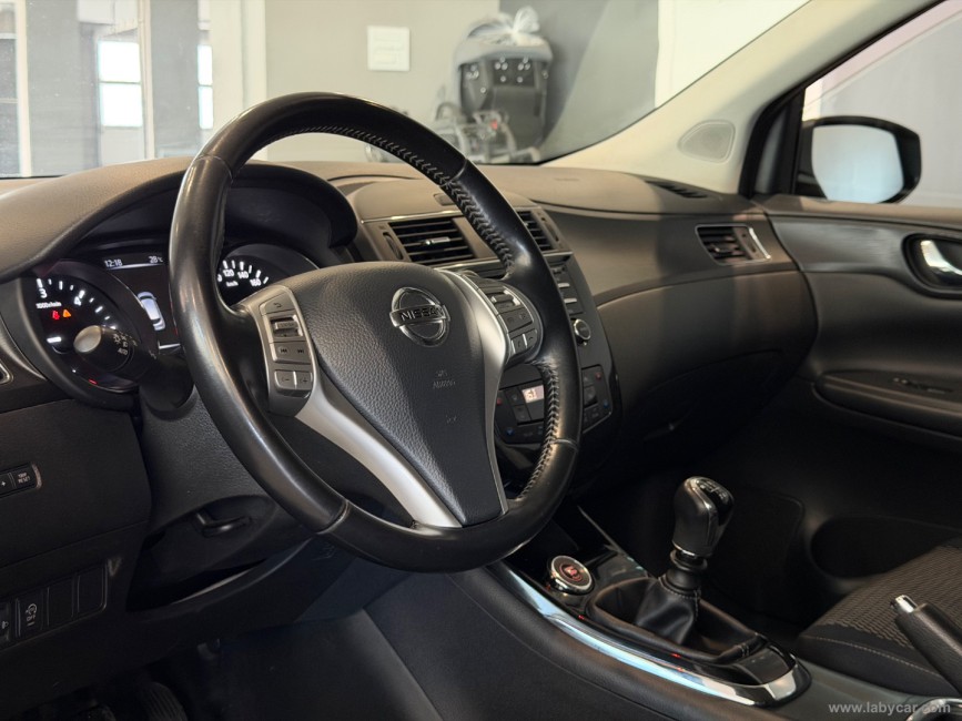 NISSAN Pulsar